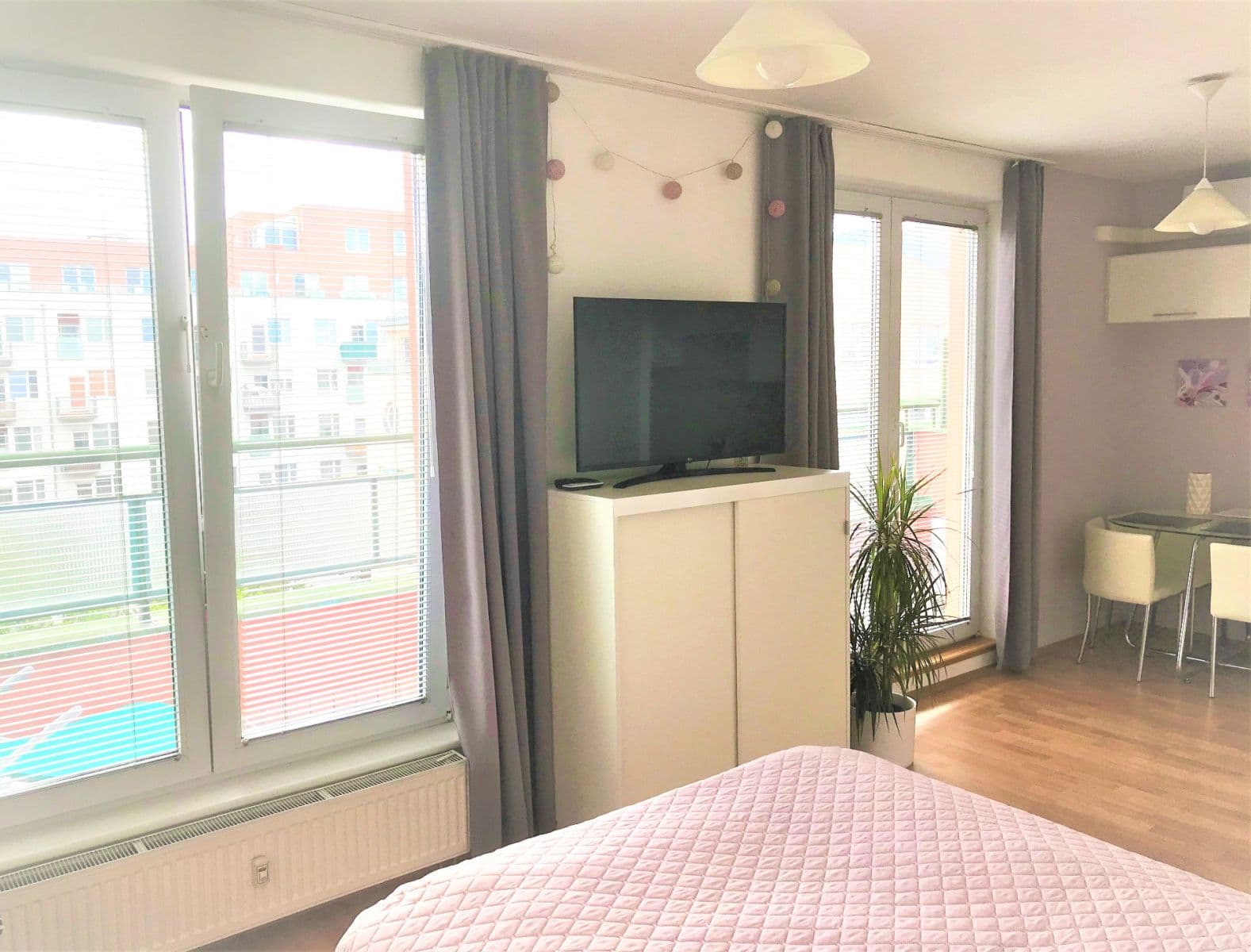 Studio flat to rent, 31 m², Bratří Dohalských, Prague, Prague Studio flat to rent, 31 m², Bratří Dohalských, Prague, Prague
