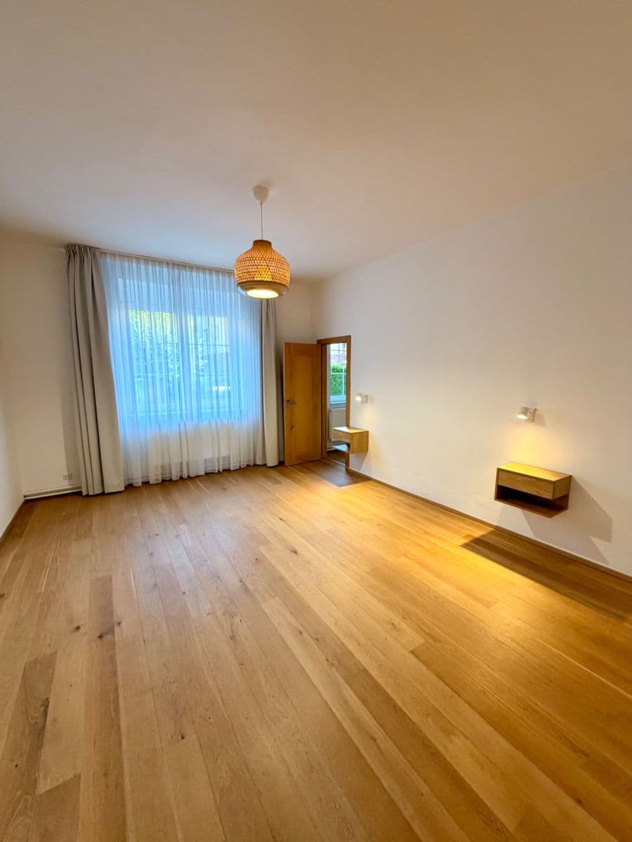 2 bedroom with open-plan kitchen flat to rent, 105 m², České družiny, Prague, Prague 2 bedroom with open-plan kitchen flat to rent, 105 m², České družiny, Prague, Prague