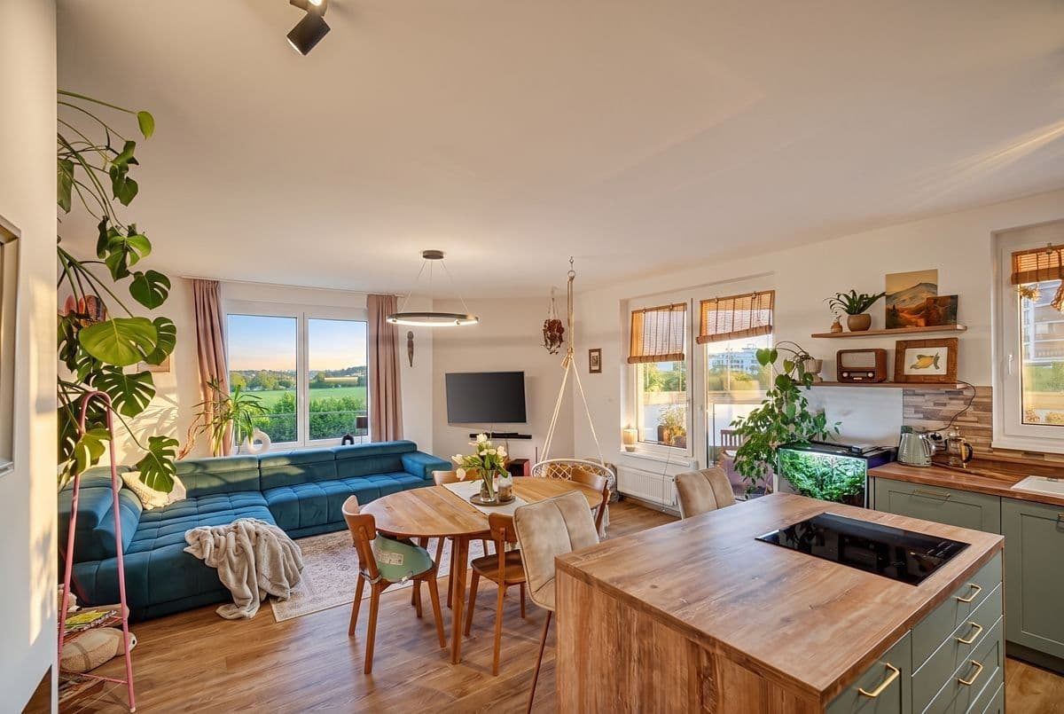 3 bedroom with open-plan kitchen flat for sale, 122 m², Ferrariho, Prague, Prague 3 bedroom with open-plan kitchen flat for sale, 122 m², Ferrariho, Prague, Prague