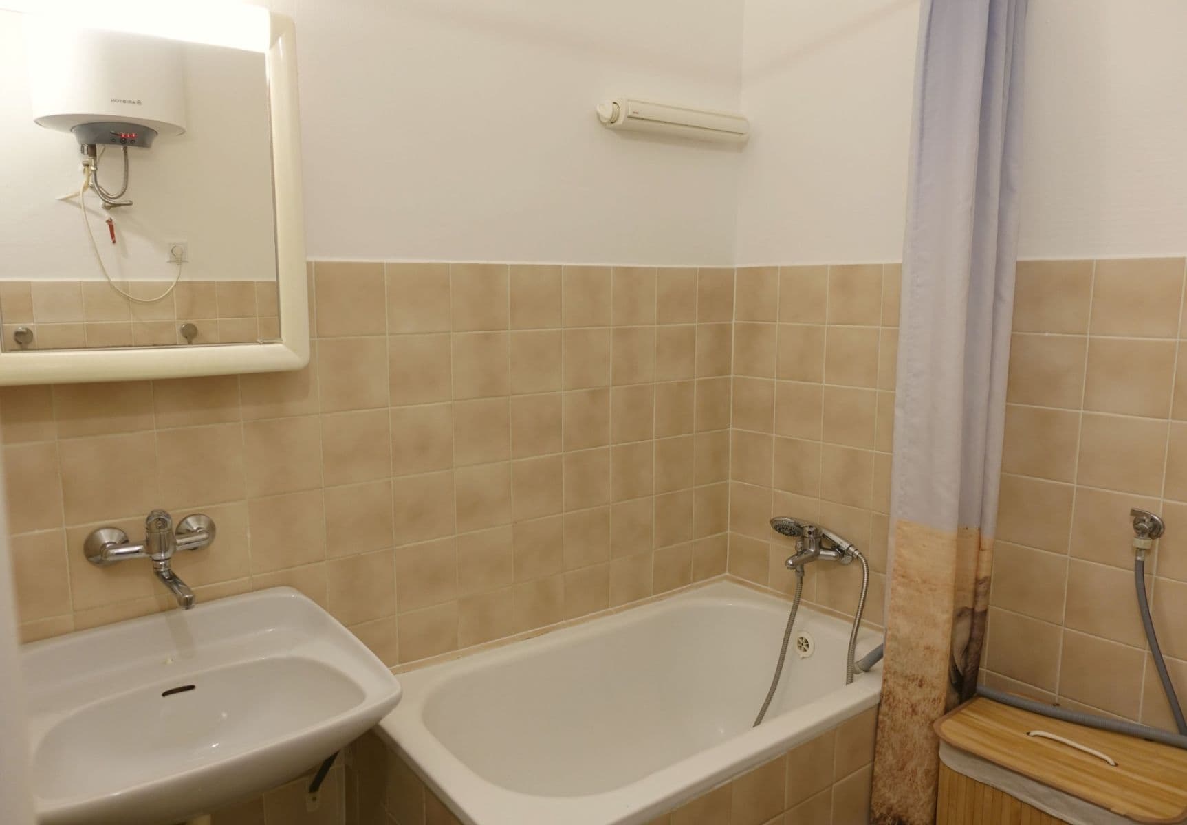 1 bedroom with open-plan kitchen flat to rent, 45 m², Družnosti, Prague, Prague 1 bedroom with open-plan kitchen flat to rent, 45 m², Družnosti, Prague, Prague