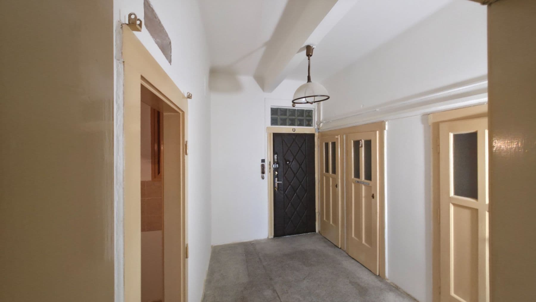 2 bedroom with open-plan kitchen flat for sale, 80 m², Prouzova, Prague, Prague 2 bedroom with open-plan kitchen flat for sale, 80 m², Prouzova, Prague, Prague