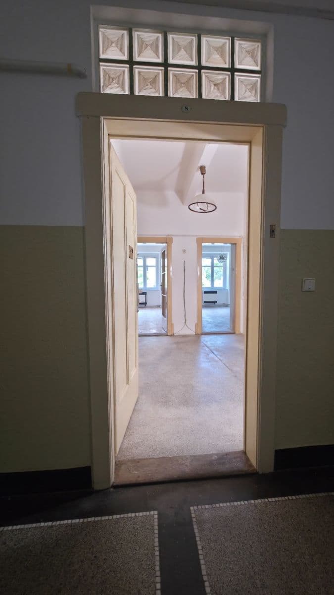2 bedroom with open-plan kitchen flat for sale, 80 m², Prouzova, Prague, Prague 2 bedroom with open-plan kitchen flat for sale, 80 m², Prouzova, Prague, Prague