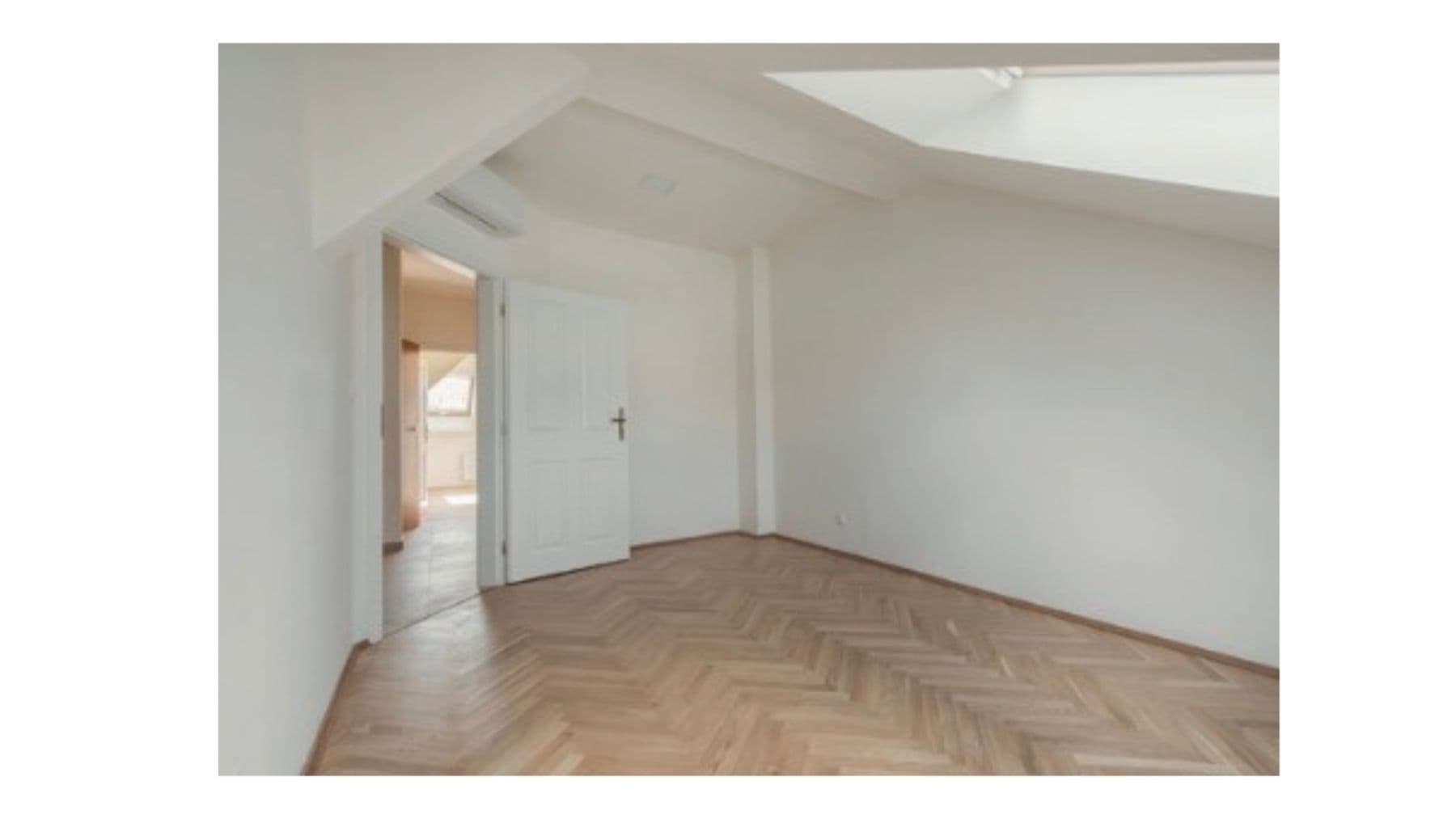 1 bedroom with open-plan kitchen flat to rent, 36 m², Máchova, Prague, Prague 1 bedroom with open-plan kitchen flat to rent, 36 m², Máchova, Prague, Prague
