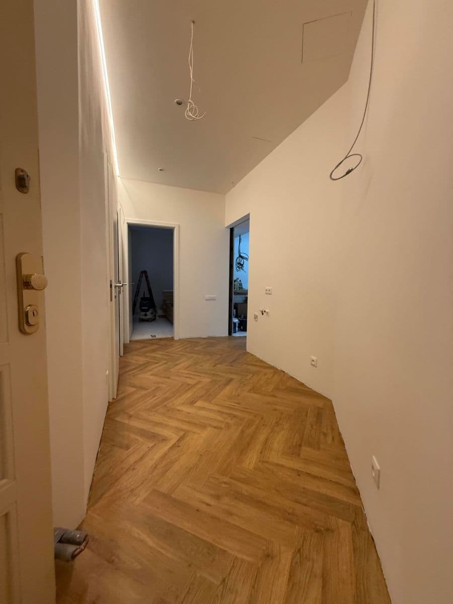 2 bedroom with open-plan kitchen flat to rent, 64 m², Na Folimance, Prague, Prague 2 bedroom with open-plan kitchen flat to rent, 64 m², Na Folimance, Prague, Prague