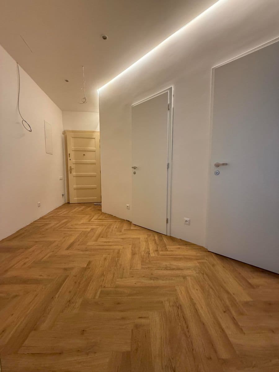 2 bedroom with open-plan kitchen flat to rent, 64 m², Na Folimance, Prague, Prague 2 bedroom with open-plan kitchen flat to rent, 64 m², Na Folimance, Prague, Prague