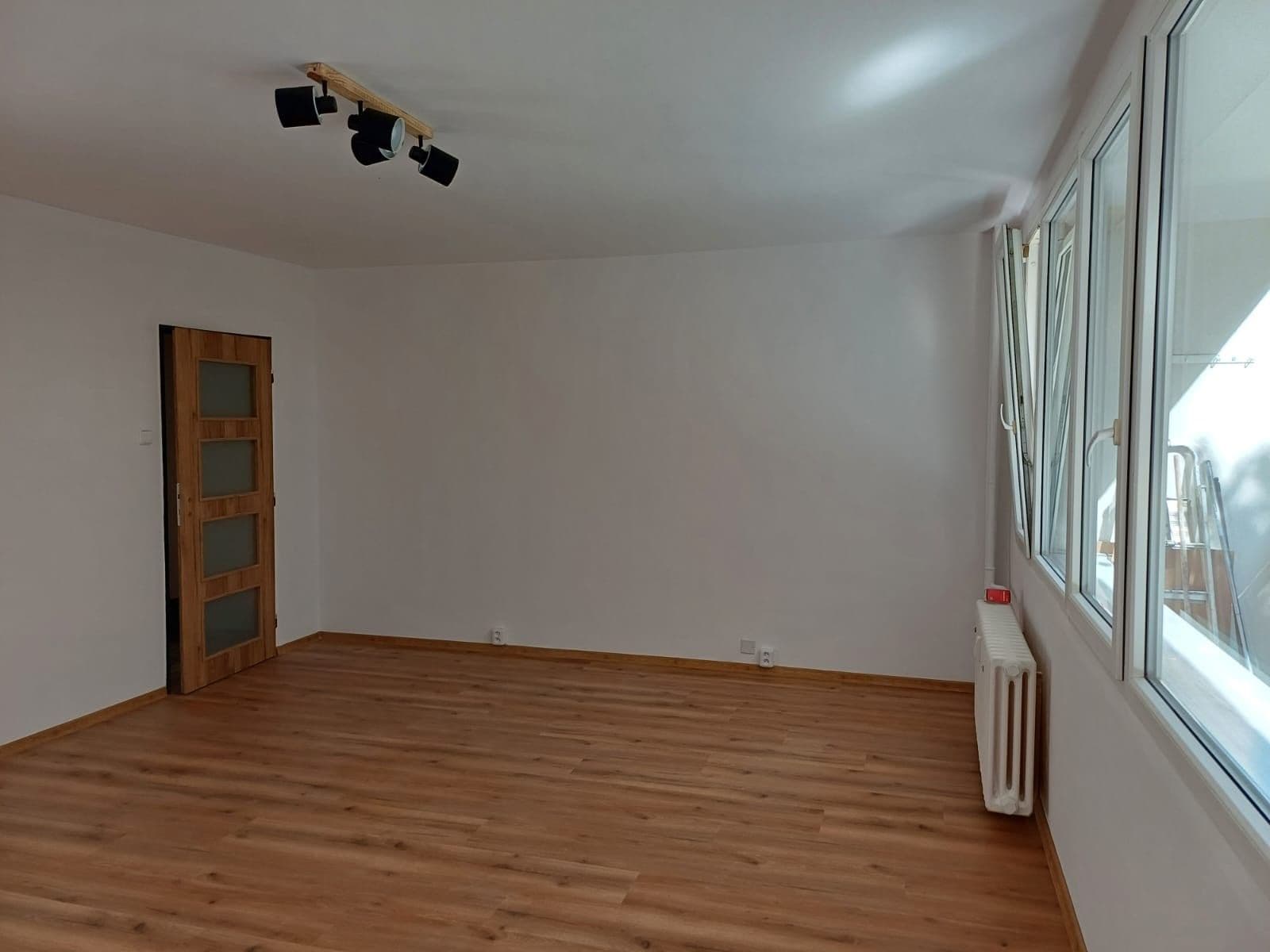 2 bedroom with open-plan kitchen flat to rent, 69 m², Nezvalova, Litoměřice, Ústecký Region 2 bedroom with open-plan kitchen flat to rent, 69 m², Nezvalova, Litoměřice, Ústecký Region