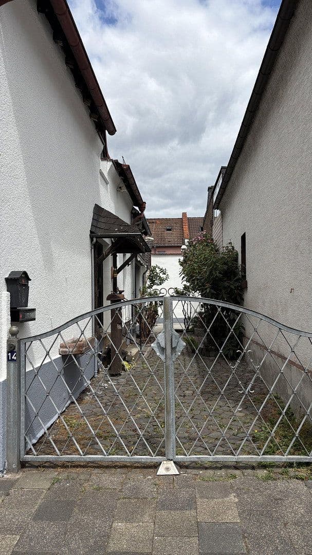 house for sale, 120 m², Hattersheim am Main, Hesse house for sale, 120 m², Hattersheim am Main, Hesse