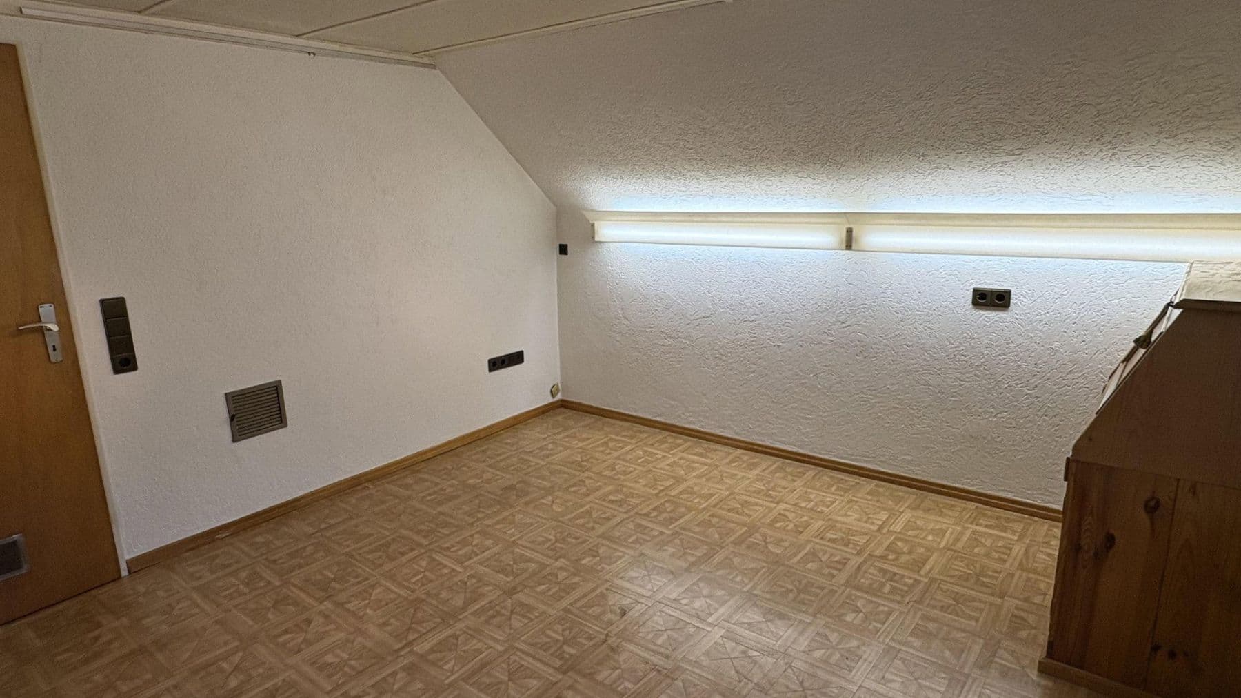 house for sale, 120 m², Hattersheim am Main, Hesse house for sale, 120 m², Hattersheim am Main, Hesse
