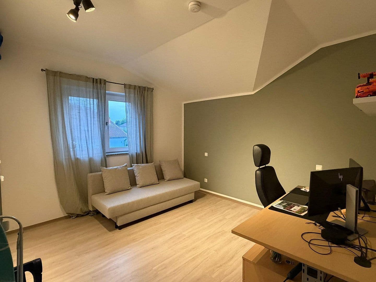 3 bedroom flat to rent, 100 m², Friedrich-Diffine-Str. 23, Kirchheim an der Weinstraße, Rhineland-Palatinate 3 bedroom flat to rent, 100 m², Friedrich-Diffine-Str. 23, Kirchheim an der Weinstraße, Rhineland-Palatinate