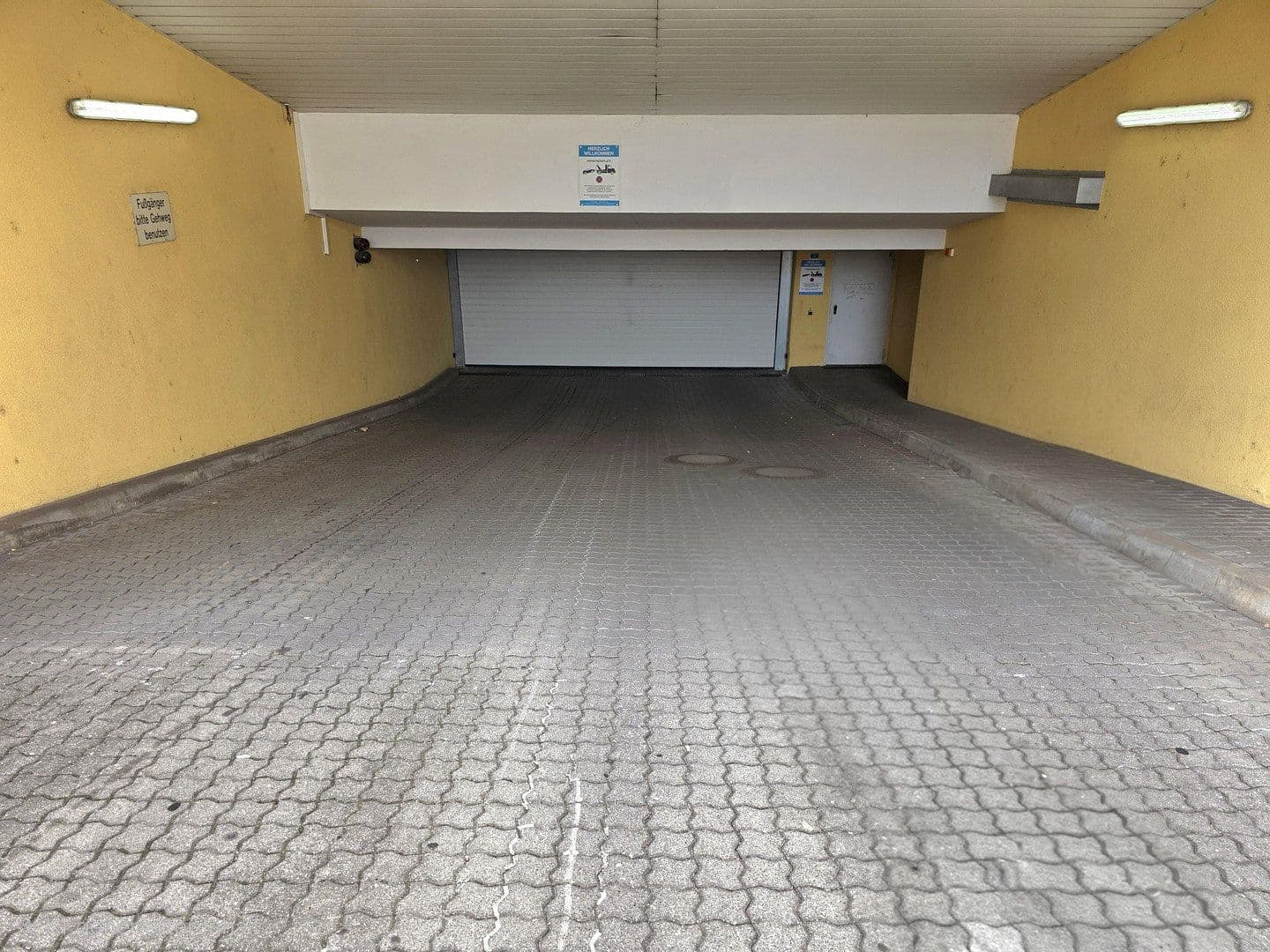 garage to rent, 0 m², Gießereistr 12, Fürth, Bavaria garage to rent, 0 m², Gießereistr 12, Fürth, Bavaria