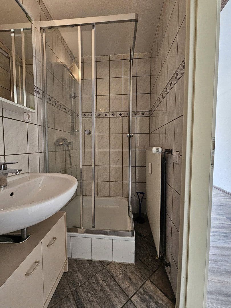 1 bedroom flat to rent, 30 m², Ellerstraße 23, Solingen, North Rhine-Westphalia 1 bedroom flat to rent, 30 m², Ellerstraße 23, Solingen, North Rhine-Westphalia