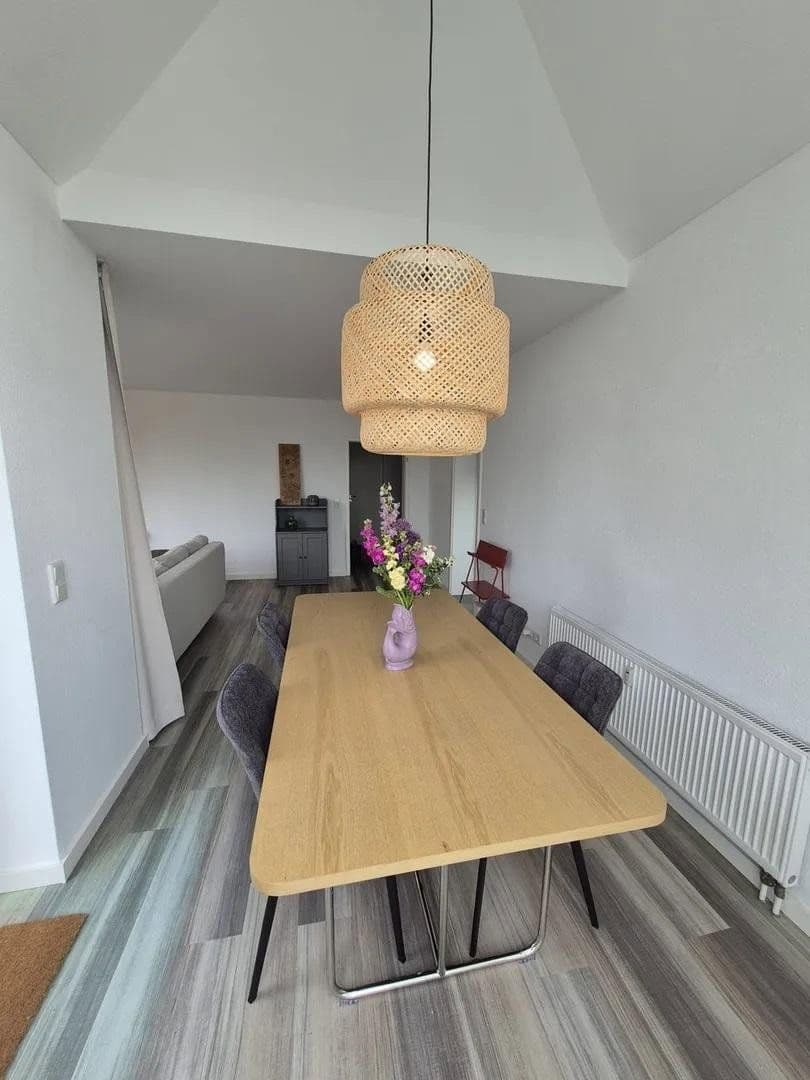 2 bedroom flat to rent, 38 m², Rheinbrohler Weg 26, Düsseldorf, North Rhine-Westphalia 2 bedroom flat to rent, 38 m², Rheinbrohler Weg 26, Düsseldorf, North Rhine-Westphalia
