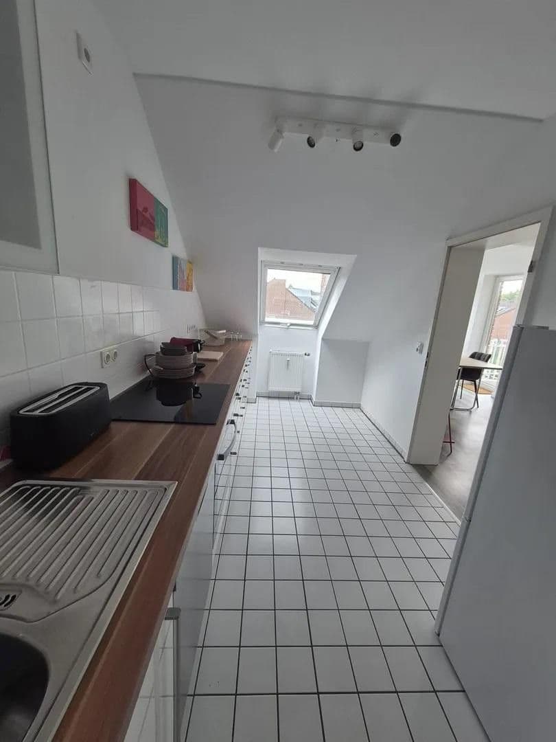 2 bedroom flat to rent, 38 m², Rheinbrohler Weg 26, Düsseldorf, North Rhine-Westphalia 2 bedroom flat to rent, 38 m², Rheinbrohler Weg 26, Düsseldorf, North Rhine-Westphalia