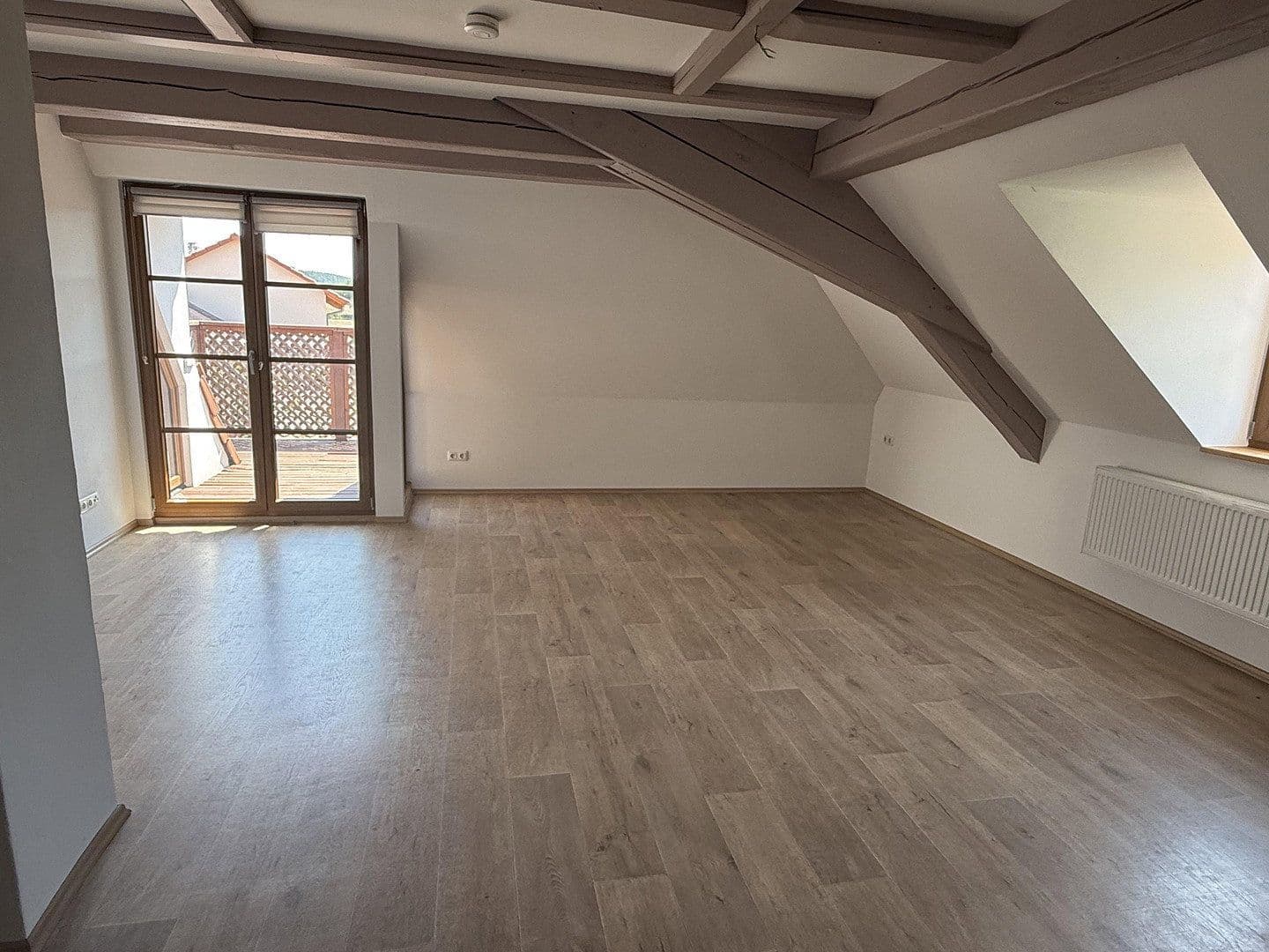 3 bedroom flat to rent, 120 m², Uehlfeld, Bavaria 3 bedroom flat to rent, 120 m², Uehlfeld, Bavaria