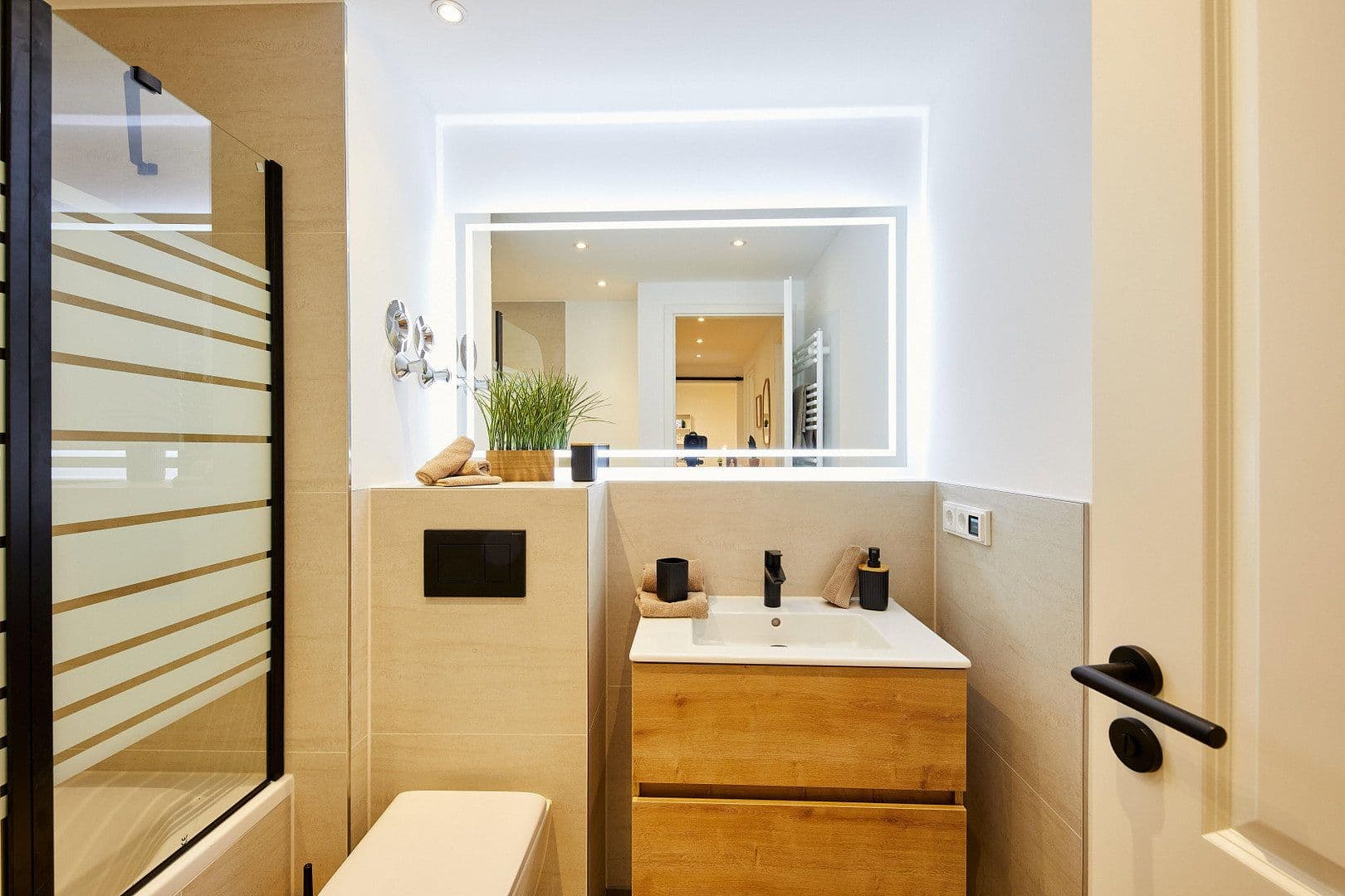 1 bedroom with open-plan kitchen flat for sale, 71 m², München, Bavaria 1 bedroom with open-plan kitchen flat for sale, 71 m², München, Bavaria