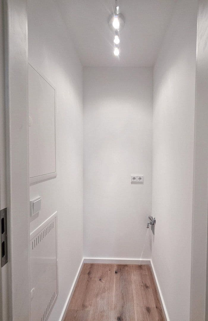 1 bedroom with open-plan kitchen flat for sale, 71 m², München, Bavaria 1 bedroom with open-plan kitchen flat for sale, 71 m², München, Bavaria