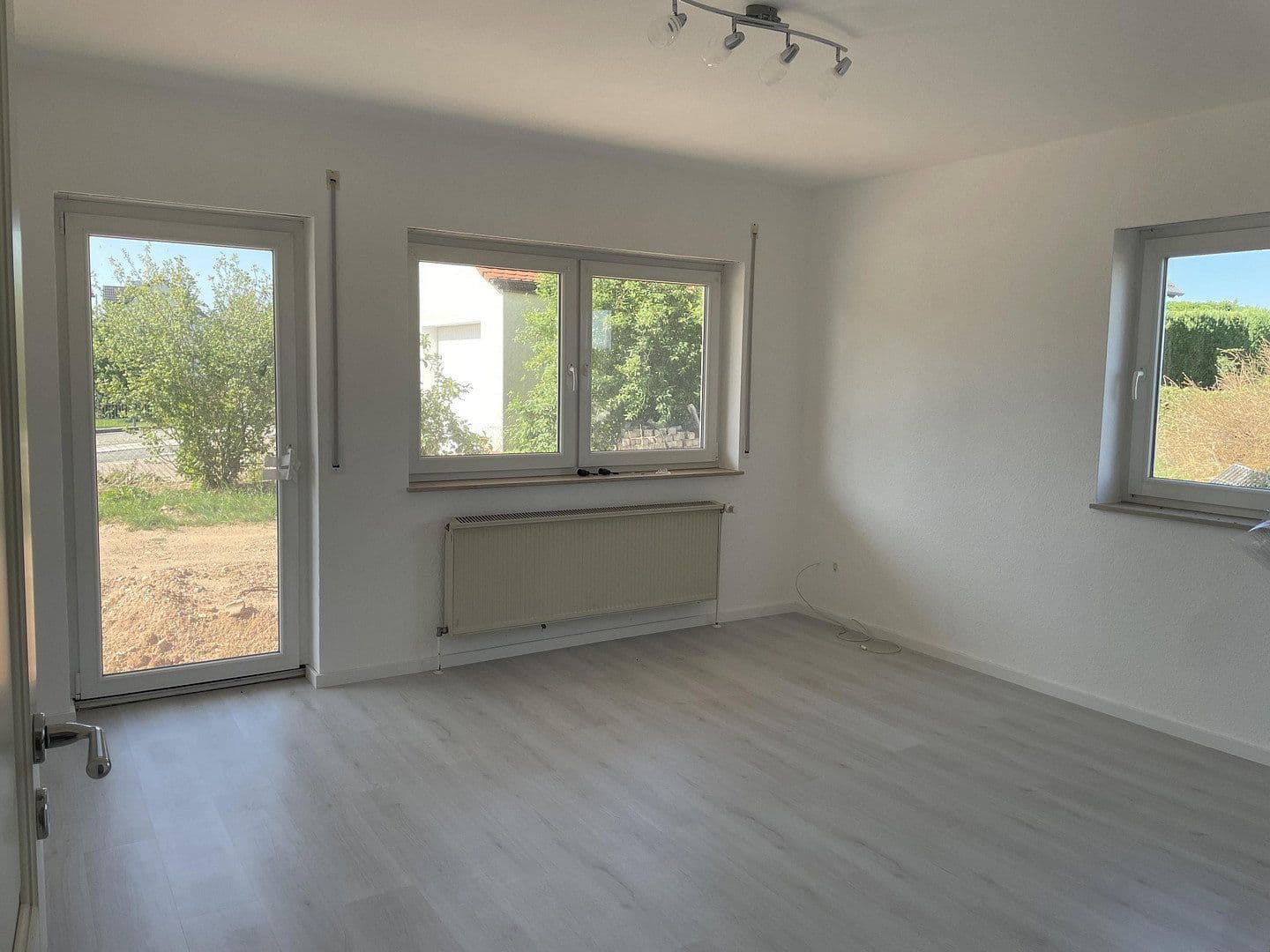 3 bedroom flat to rent, 100 m², Burgoberbach, Bavaria 3 bedroom flat to rent, 100 m², Burgoberbach, Bavaria