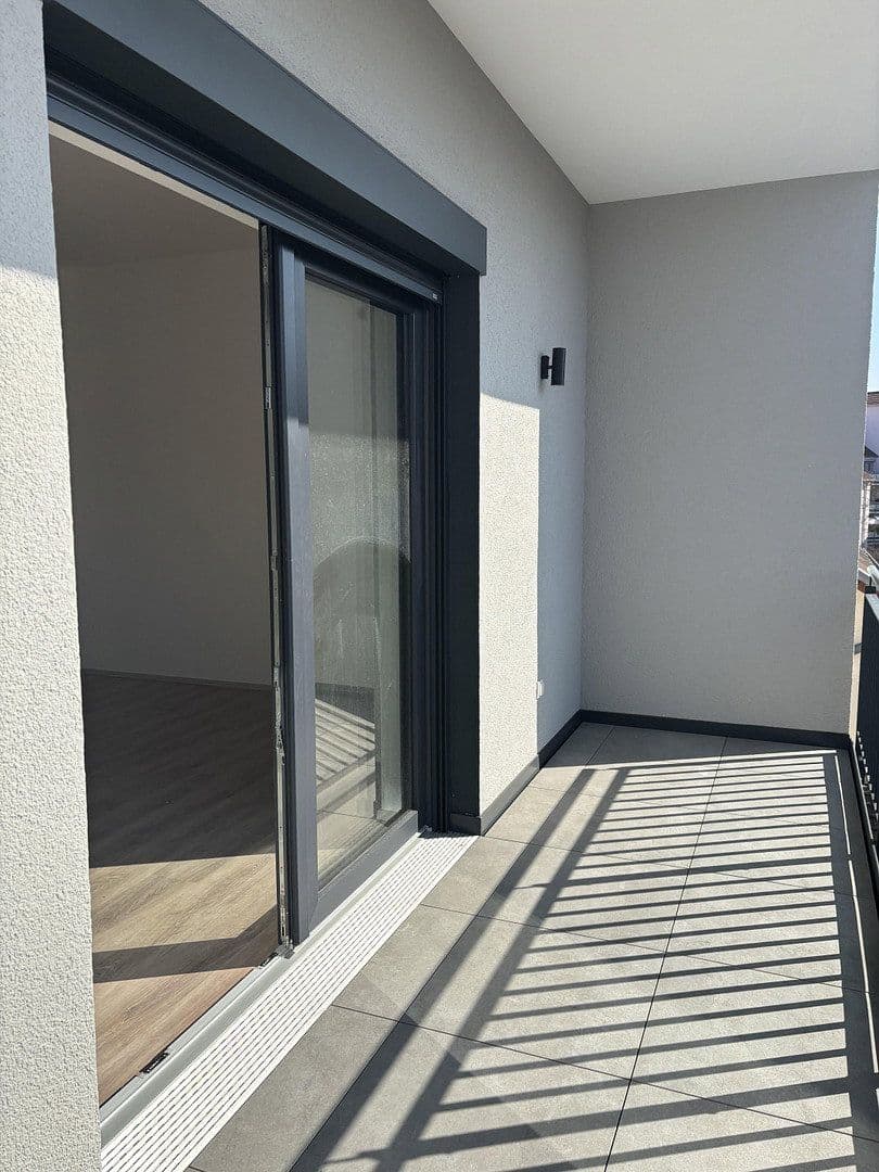 2 bedroom flat to rent, 85 m², Kaiserslautern, Rhineland-Palatinate 2 bedroom flat to rent, 85 m², Kaiserslautern, Rhineland-Palatinate