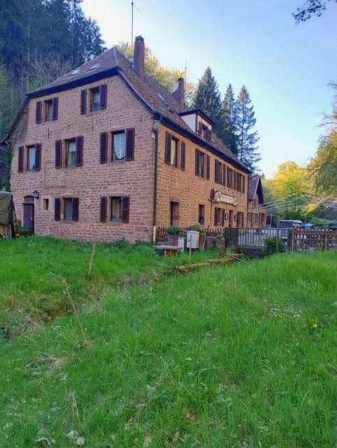 house for sale, 520 m², Sattelmühle 2, Esthal, Rhineland-Palatinate house for sale, 520 m², Sattelmühle 2, Esthal, Rhineland-Palatinate