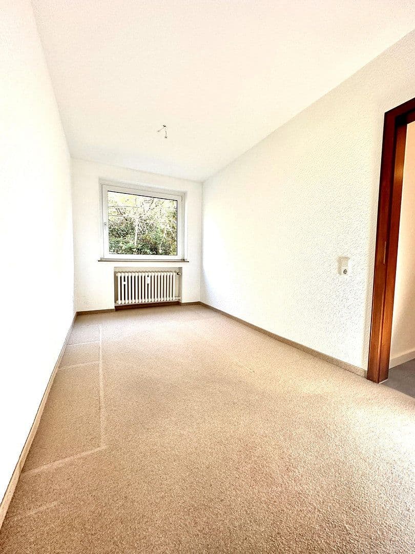3 bedroom flat to rent, 93 m², Rathelbeckstrasse 350, Düsseldorf, North Rhine-Westphalia 3 bedroom flat to rent, 93 m², Rathelbeckstrasse 350, Düsseldorf, North Rhine-Westphalia