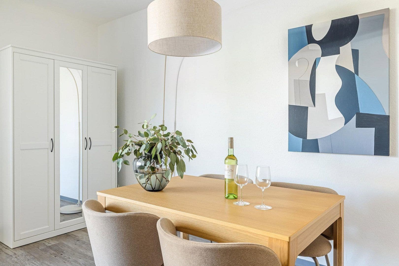 Studio flat to rent, 54 m², Görlitzer Straße 2, Hochheim, Hesse Studio flat to rent, 54 m², Görlitzer Straße 2, Hochheim, Hesse