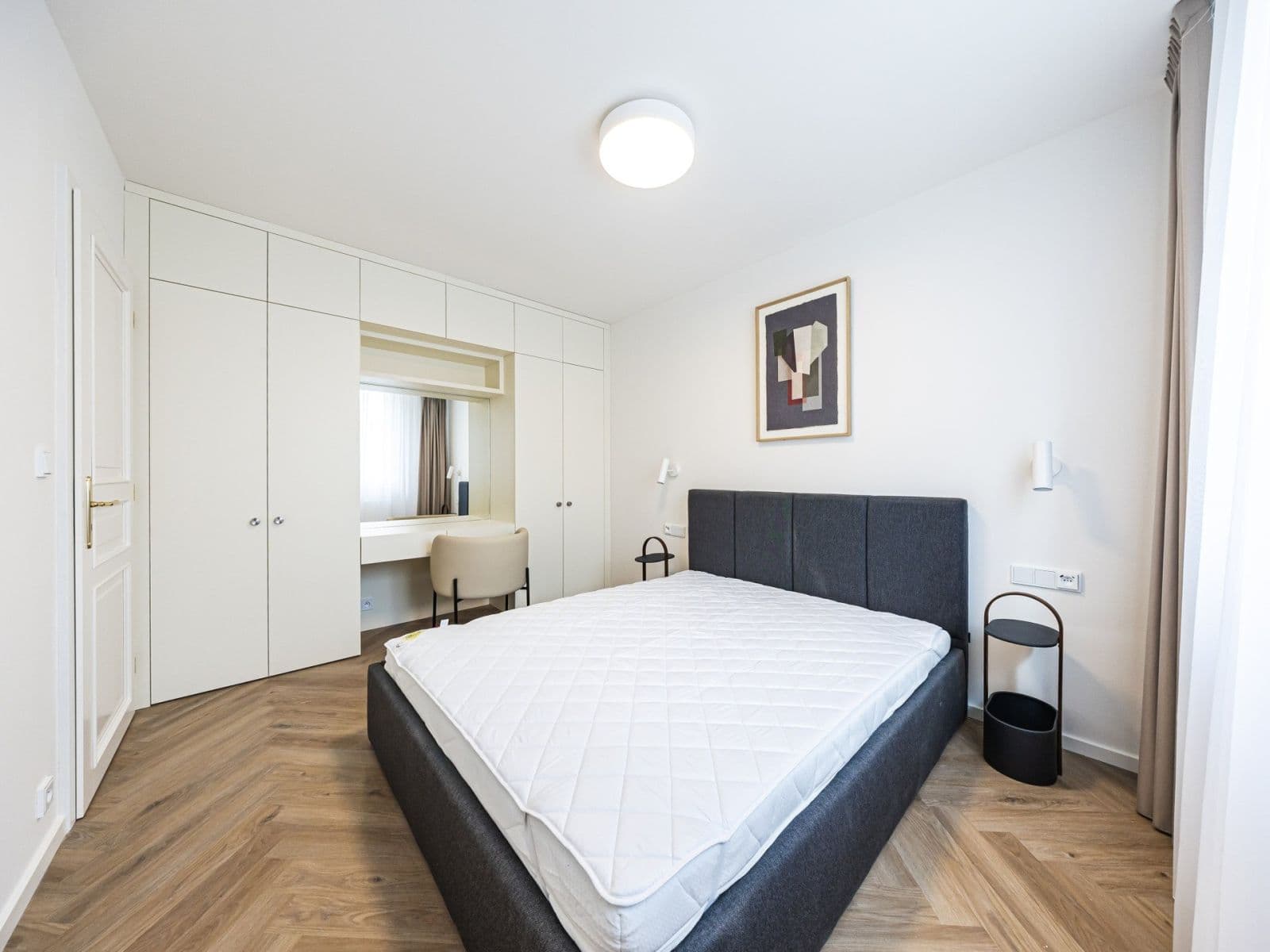 1 bedroom with open-plan kitchen flat to rent, 43 m², Sázavská, Prague, Prague 1 bedroom with open-plan kitchen flat to rent, 43 m², Sázavská, Prague, Prague