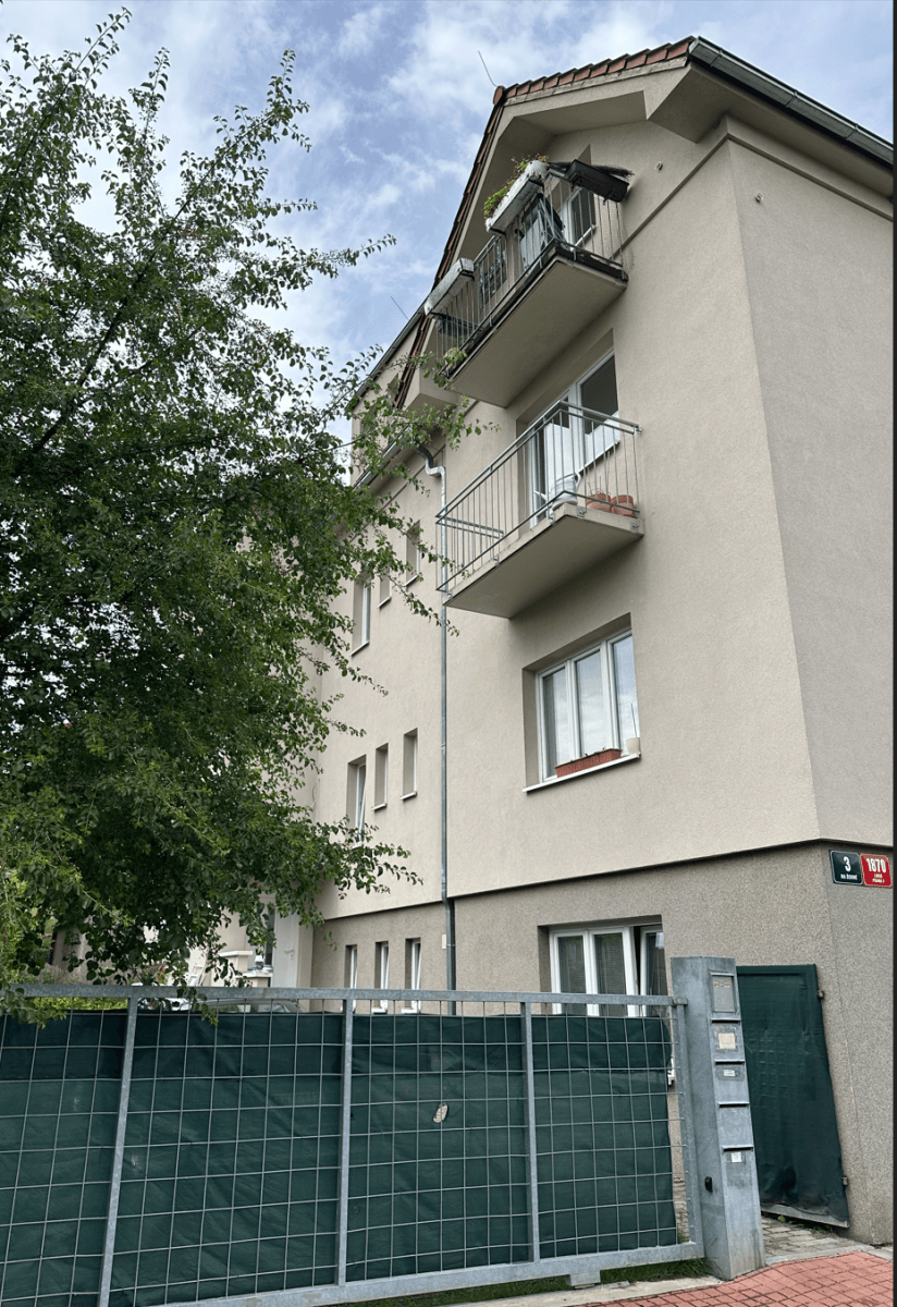 2 bedroom with open-plan kitchen flat to rent, 91 m², Na Šedivé, Prague, Prague 2 bedroom with open-plan kitchen flat to rent, 91 m², Na Šedivé, Prague, Prague
