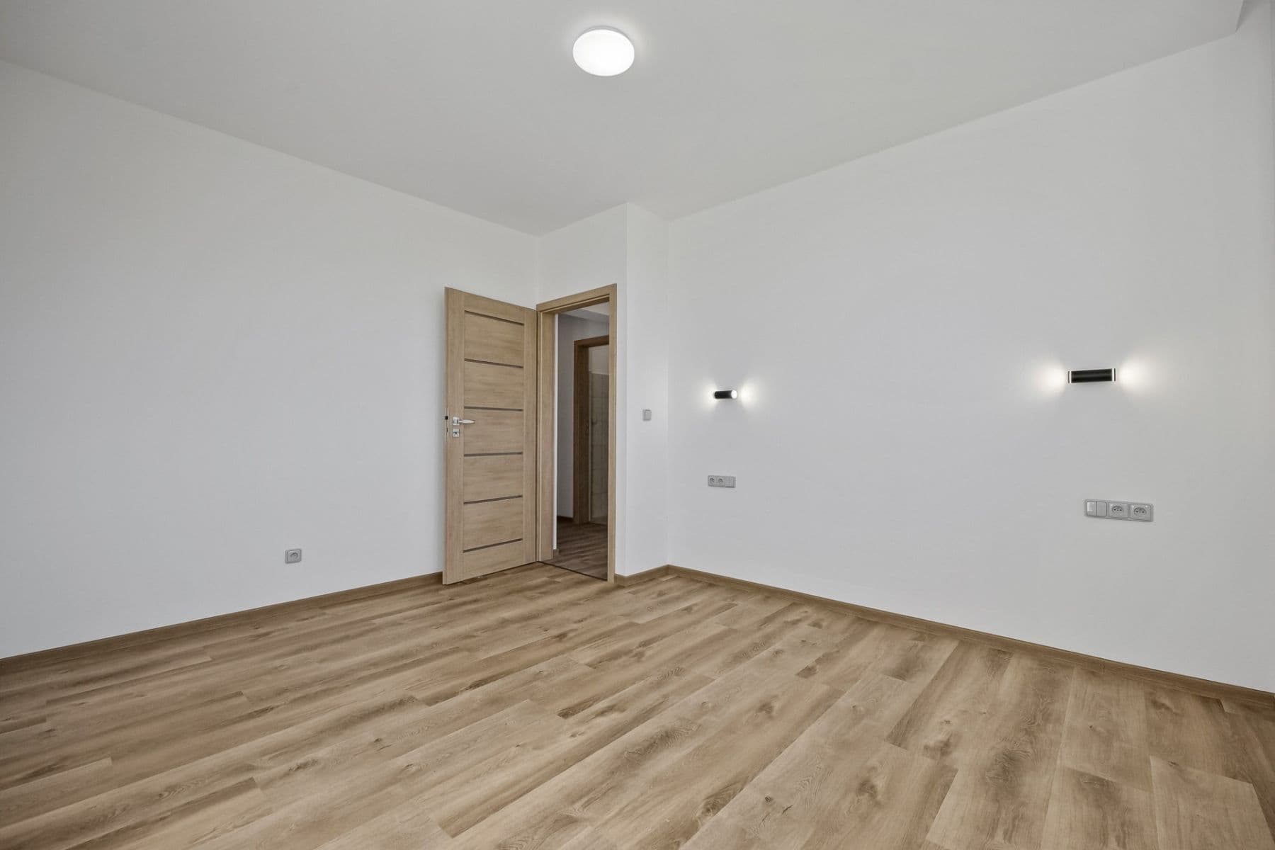 4 bedroom with open-plan kitchen flat for sale, 126 m², Vidče, Zlínský Region 4 bedroom with open-plan kitchen flat for sale, 126 m², Vidče, Zlínský Region