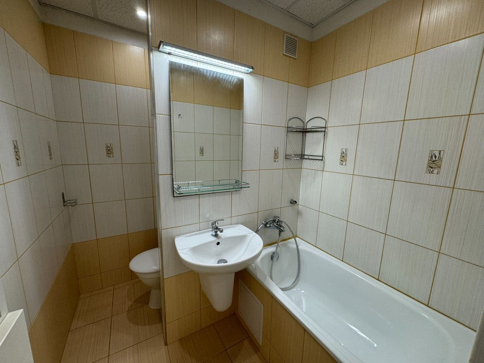 1 bedroom with open-plan kitchen flat to rent, 40 m², Bratří Čapků, Česká Lípa, Liberecký Region 1 bedroom with open-plan kitchen flat to rent, 40 m², Bratří Čapků, Česká Lípa, Liberecký Region