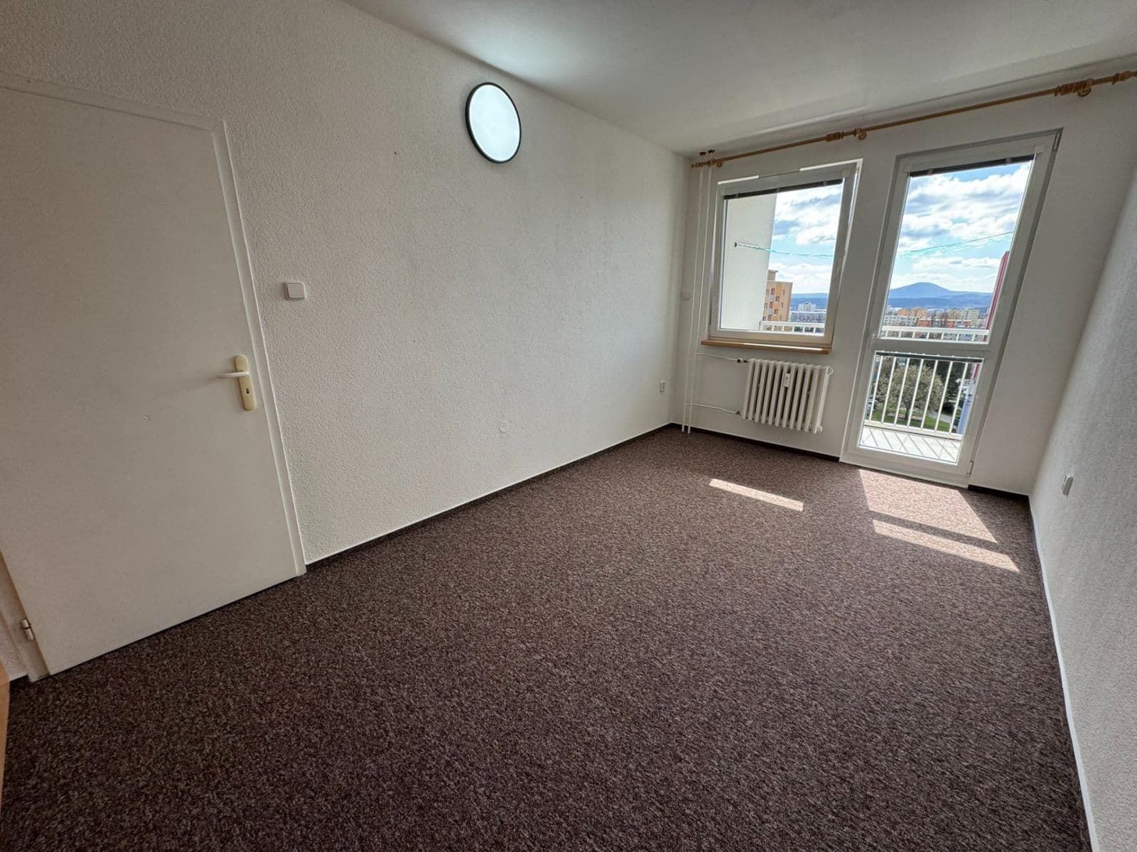 1 bedroom with open-plan kitchen flat to rent, 40 m², Bratří Čapků, Česká Lípa, Liberecký Region 1 bedroom with open-plan kitchen flat to rent, 40 m², Bratří Čapků, Česká Lípa, Liberecký Region