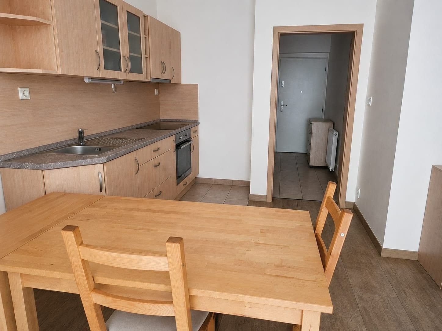 2 bedroom with open-plan kitchen flat for sale, 80 m², Lederova, Roztoky, Středočeský Region 2 bedroom with open-plan kitchen flat for sale, 80 m², Lederova, Roztoky, Středočeský Region