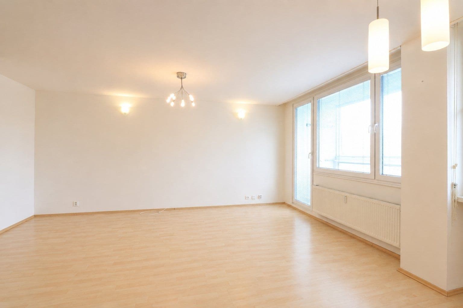 2 bedroom with open-plan kitchen flat to rent, 70 m², Štichova, Prague, Prague 2 bedroom with open-plan kitchen flat to rent, 70 m², Štichova, Prague, Prague