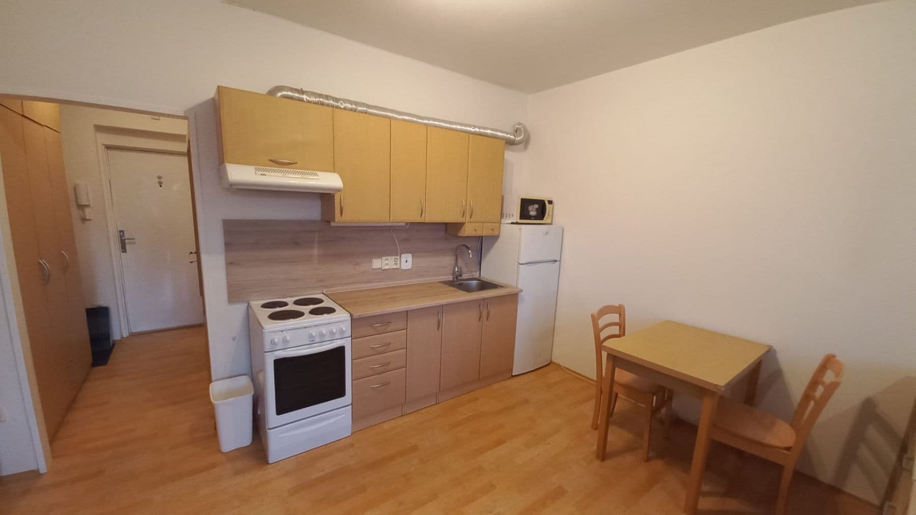 Studio flat to rent, 33 m², Stará náves, Prague, Prague Studio flat to rent, 33 m², Stará náves, Prague, Prague