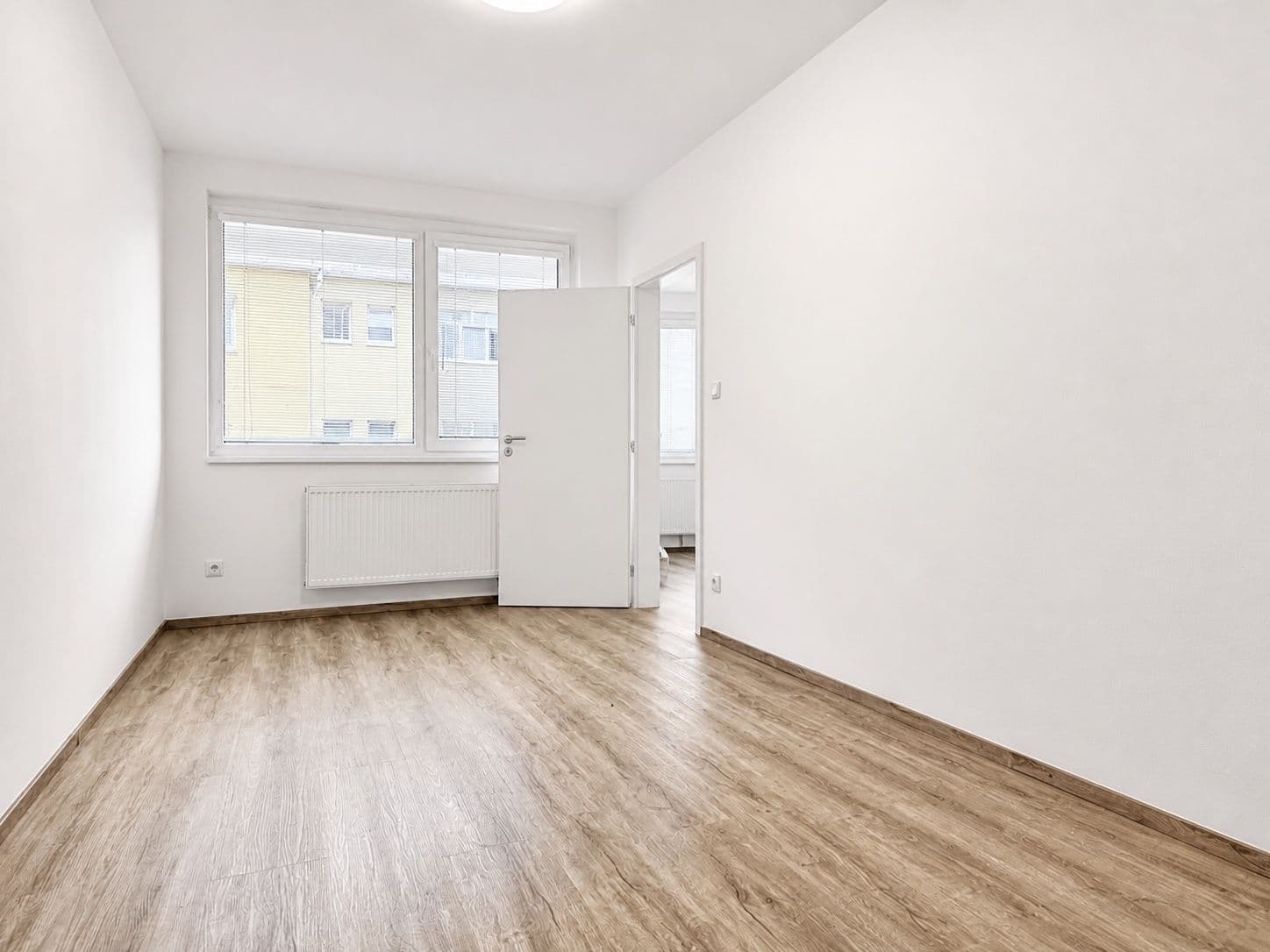 1 bedroom with open-plan kitchen flat to rent, 47 m², U Svobodárny, Prague, Prague 1 bedroom with open-plan kitchen flat to rent, 47 m², U Svobodárny, Prague, Prague
