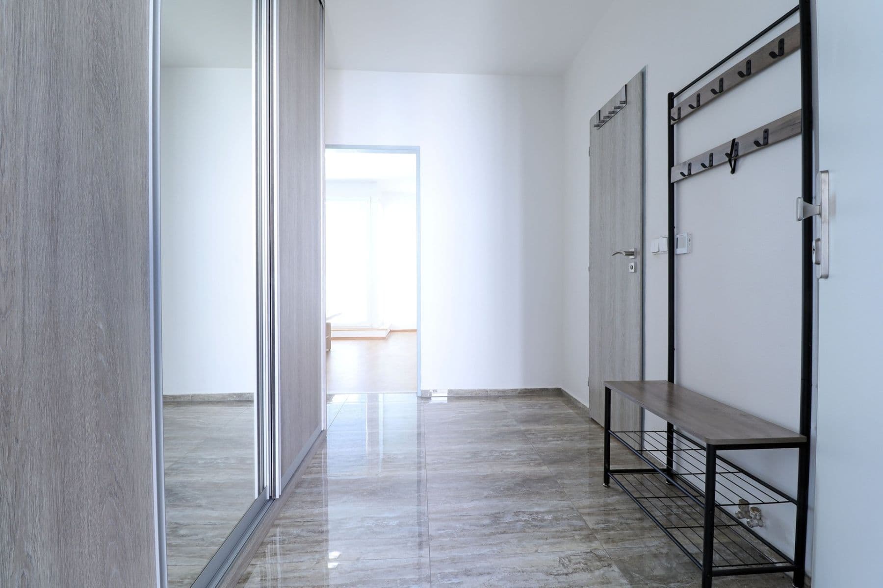 1 bedroom with open-plan kitchen flat to rent, 43 m², Wiedermannova, Prague, Prague 1 bedroom with open-plan kitchen flat to rent, 43 m², Wiedermannova, Prague, Prague