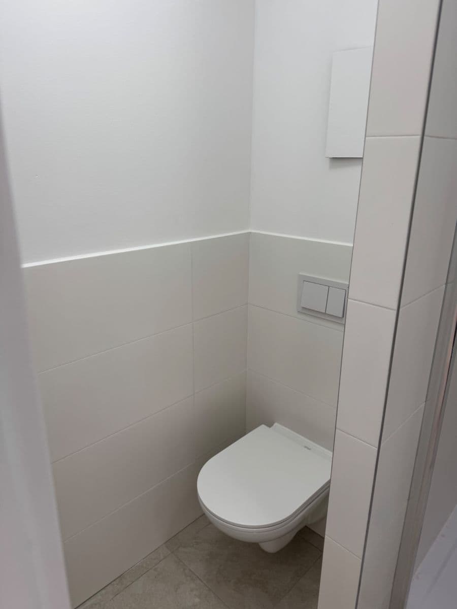Studio flat to rent, 28 m², Palackého třída, Pardubice, Pardubický Region Studio flat to rent, 28 m², Palackého třída, Pardubice, Pardubický Region