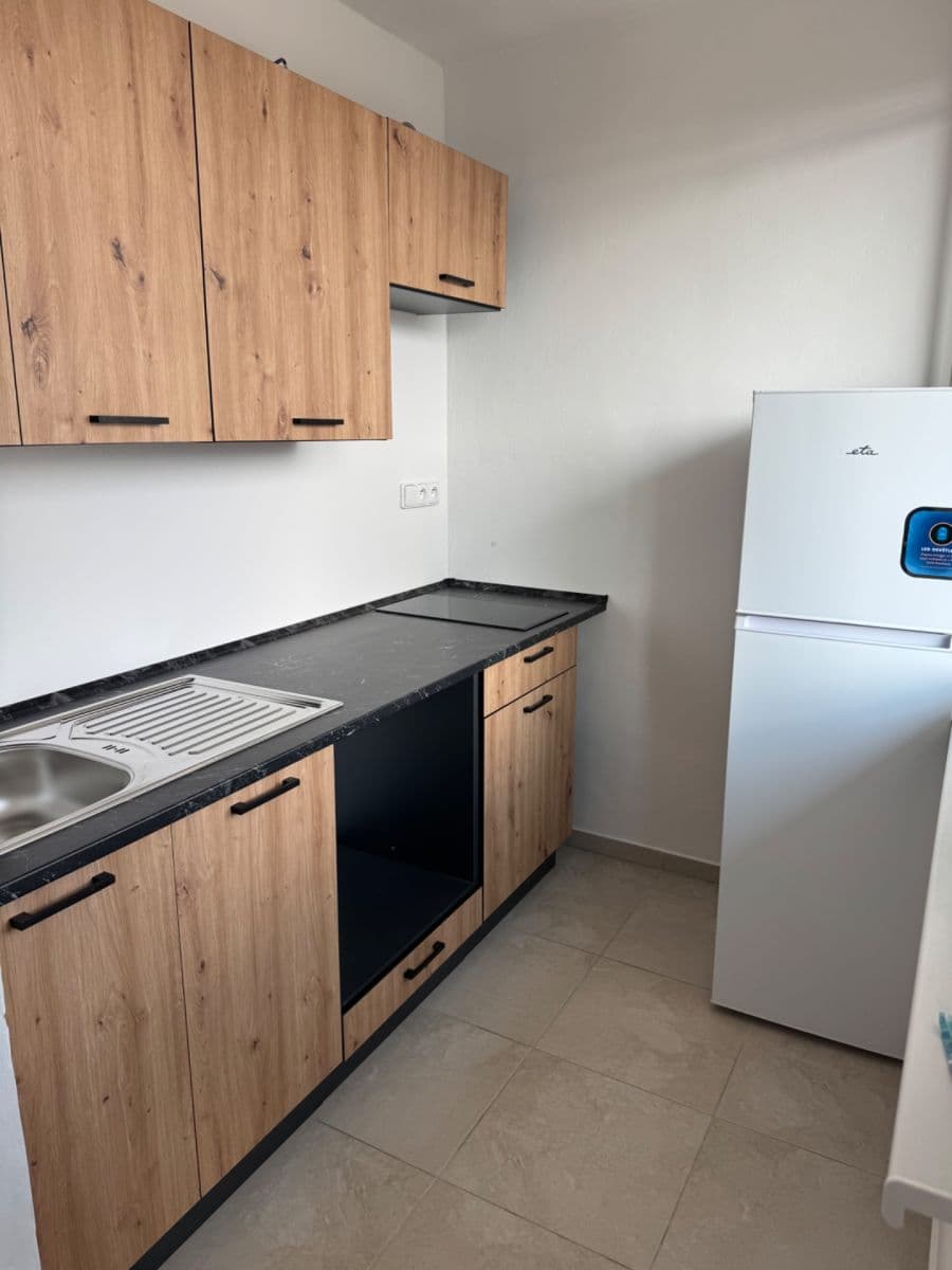 Studio flat to rent, 28 m², Palackého třída, Pardubice, Pardubický Region Studio flat to rent, 28 m², Palackého třída, Pardubice, Pardubický Region