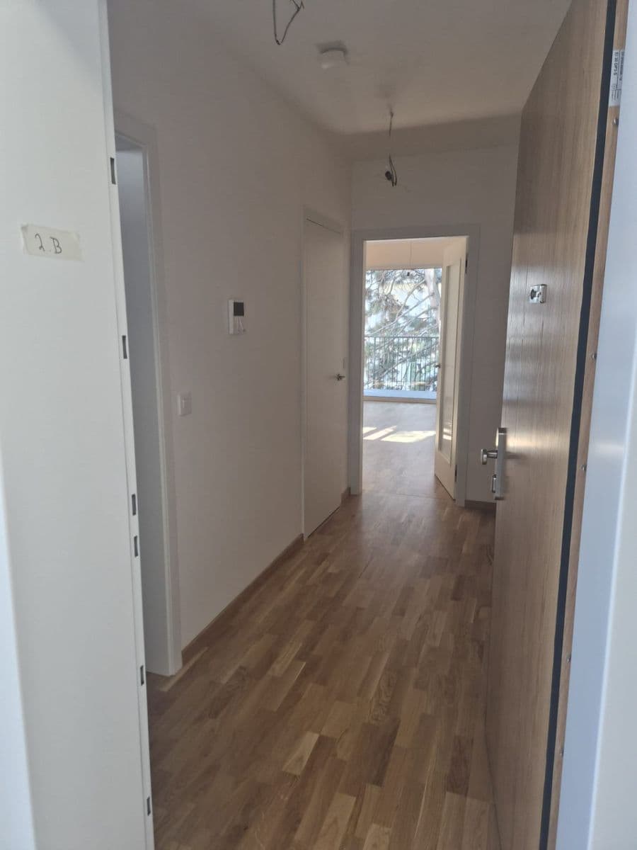 Studio flat to rent, 34 m², Příční, Brno, Jihomoravský Region Studio flat to rent, 34 m², Příční, Brno, Jihomoravský Region