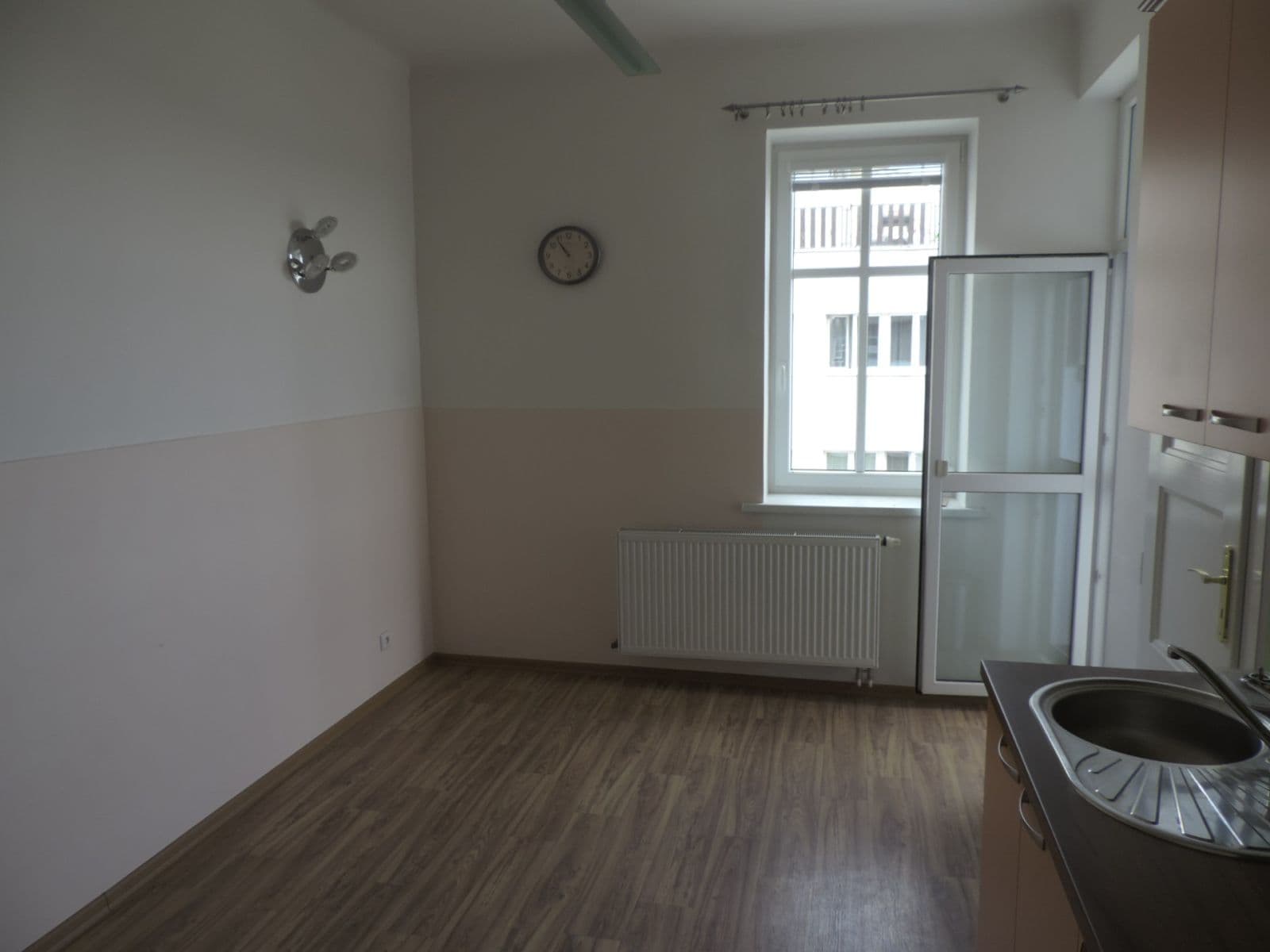 1 bedroom flat to rent, 53 m², Těsnohlídkova, Brno, Jihomoravský Region 1 bedroom flat to rent, 53 m², Těsnohlídkova, Brno, Jihomoravský Region