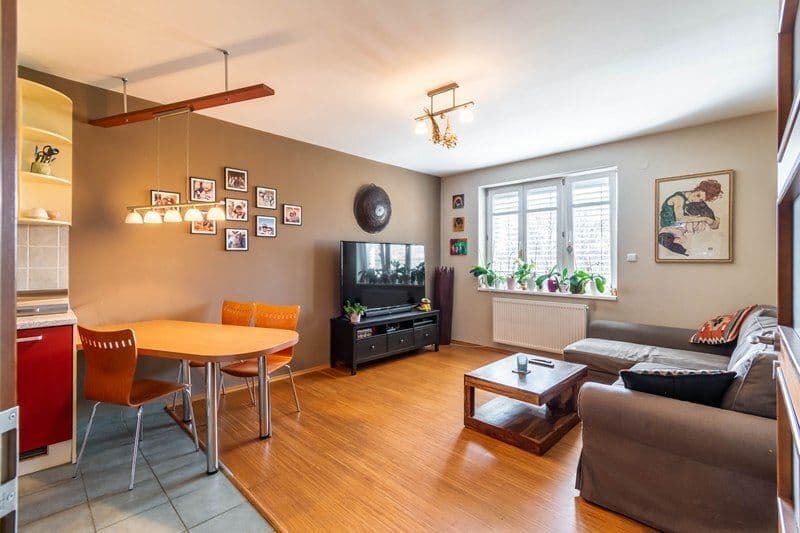 2 bedroom with open-plan kitchen flat to rent, 76 m², Benická, Prague, Prague 2 bedroom with open-plan kitchen flat to rent, 76 m², Benická, Prague, Prague