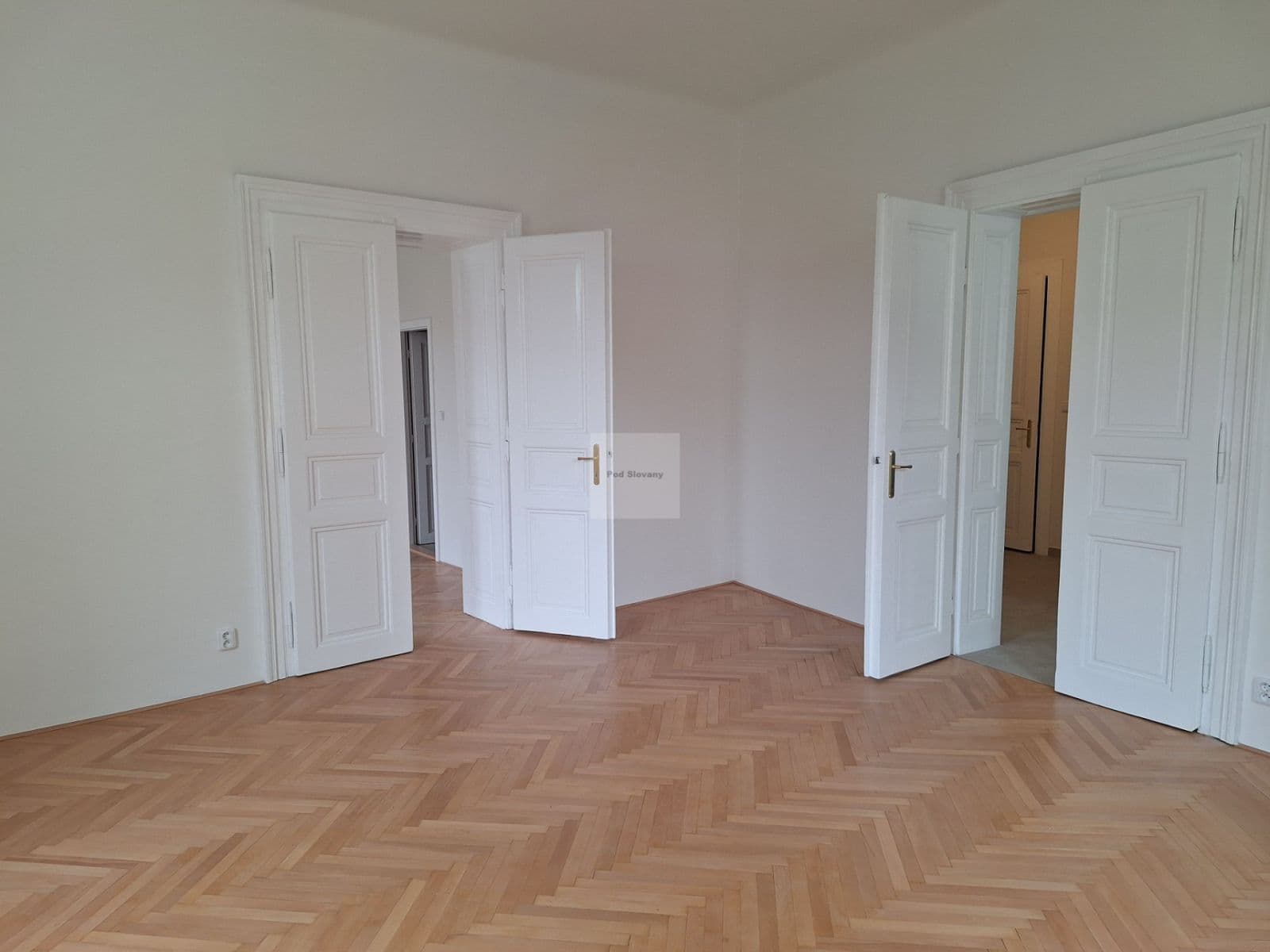 2 bedroom flat to rent, 67 m², Pod Slovany, Prague, Prague 2 bedroom flat to rent, 67 m², Pod Slovany, Prague, Prague