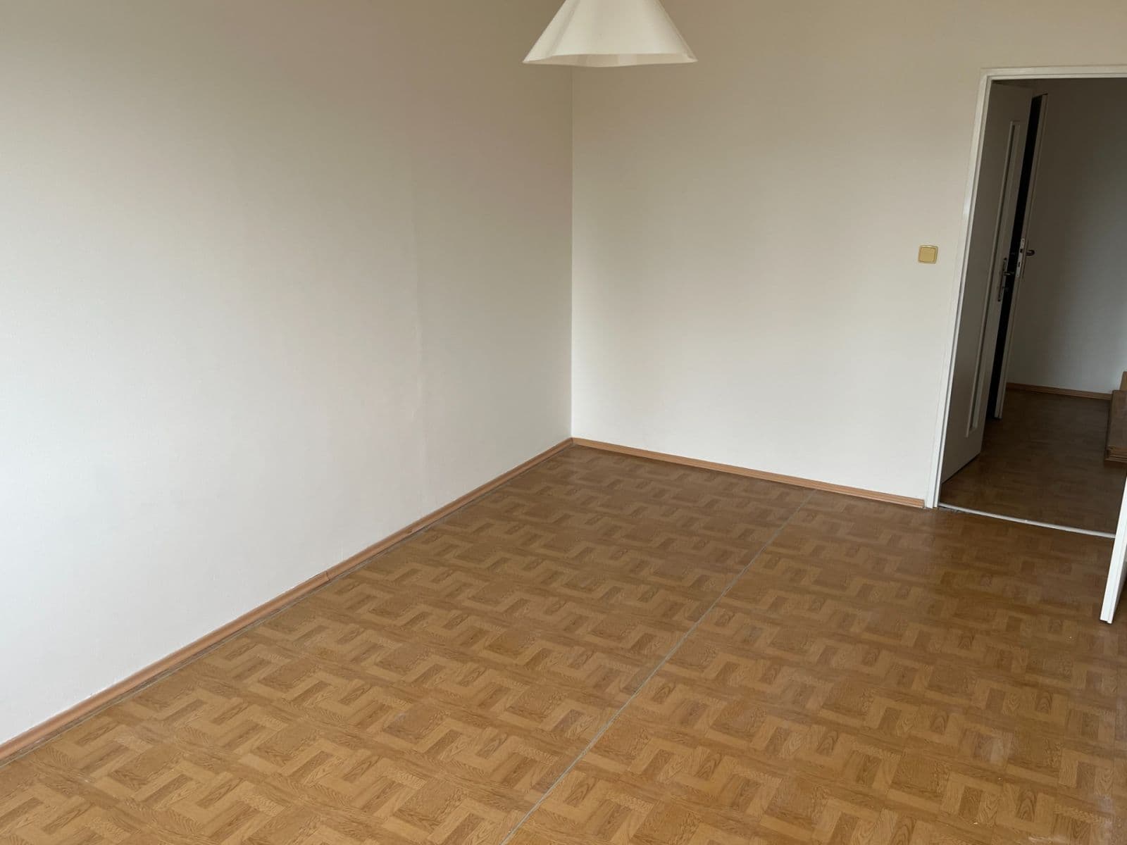 3 bedroom flat to rent, 92 m², Nušlova, Prague, Prague 3 bedroom flat to rent, 92 m², Nušlova, Prague, Prague