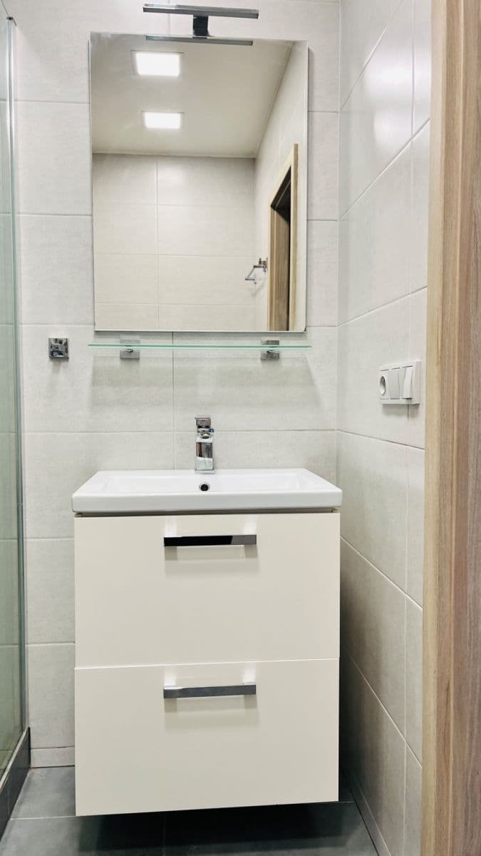 Studio flat to rent, 31 m², Voskovcova, Prague, Prague Studio flat to rent, 31 m², Voskovcova, Prague, Prague