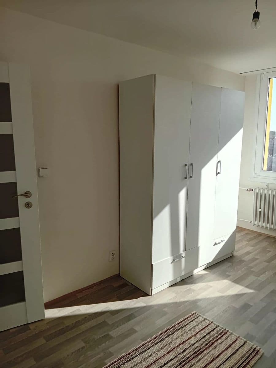 3 bedroom flat to rent, 65 m², Bojasova, Prague, Prague 3 bedroom flat to rent, 65 m², Bojasova, Prague, Prague