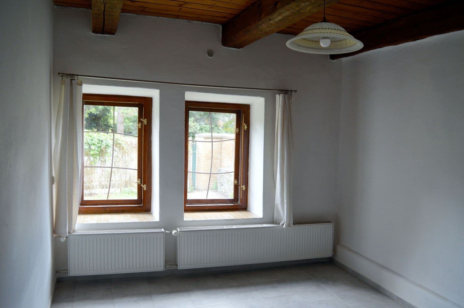 1 bedroom with open-plan kitchen flat to rent, 46 m², Zbraslavská, Prague, Prague 1 bedroom with open-plan kitchen flat to rent, 46 m², Zbraslavská, Prague, Prague