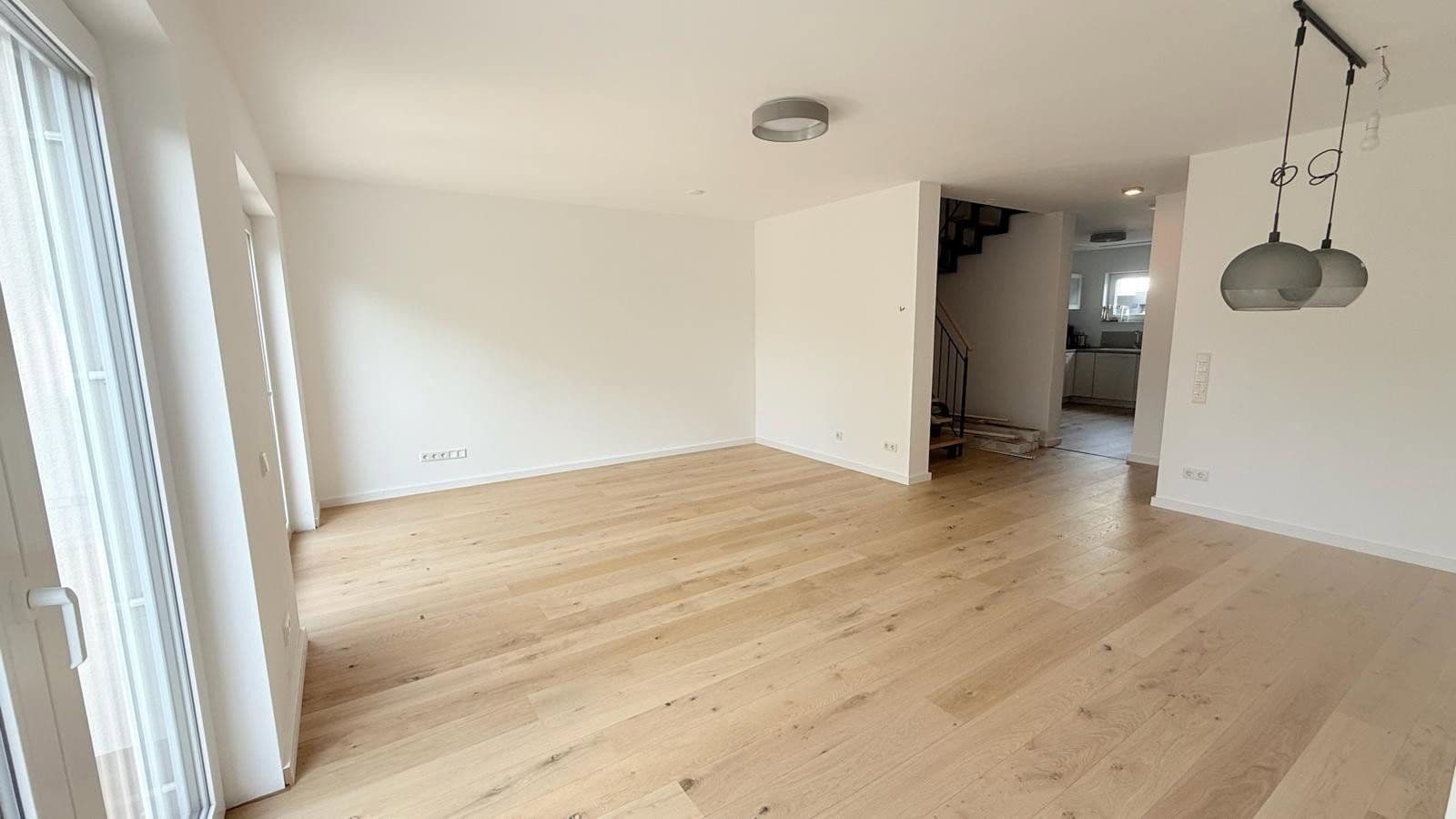 house to rent, 120 m², Friedberg (Hessen), Hesse house to rent, 120 m², Friedberg (Hessen), Hesse