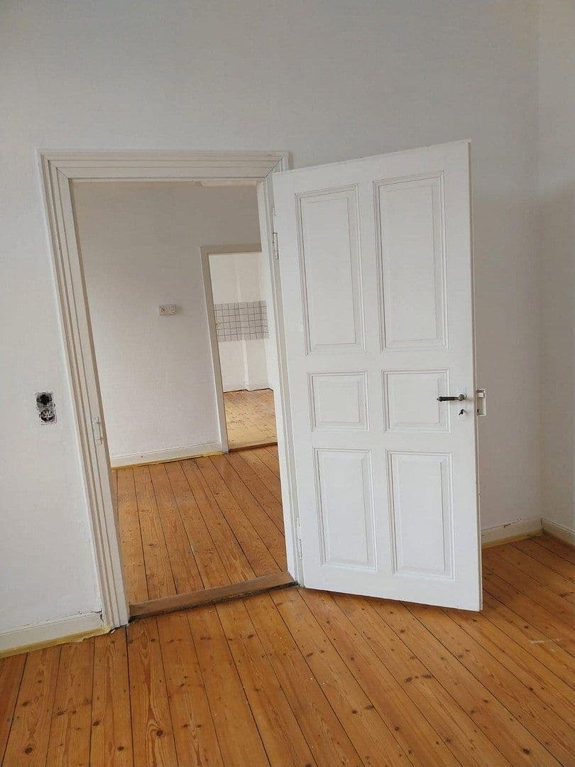 2 bedroom with open-plan kitchen flat to rent, 96 m², Hinterhofstr. 71, Eich, Rhineland-Palatinate 2 bedroom with open-plan kitchen flat to rent, 96 m², Hinterhofstr. 71, Eich, Rhineland-Palatinate