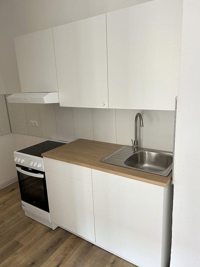 Studio flat to rent, 52 m², Wilhelm-Plesse-Str. 26, Leipzig, Saxony Studio flat to rent, 52 m², Wilhelm-Plesse-Str. 26, Leipzig, Saxony