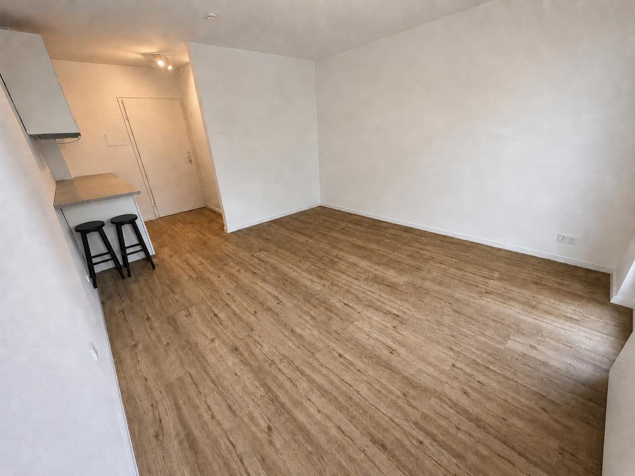 1 bedroom flat to rent, 24 m², Bad-Berneck-Straße 1, München, Bavaria 1 bedroom flat to rent, 24 m², Bad-Berneck-Straße 1, München, Bavaria