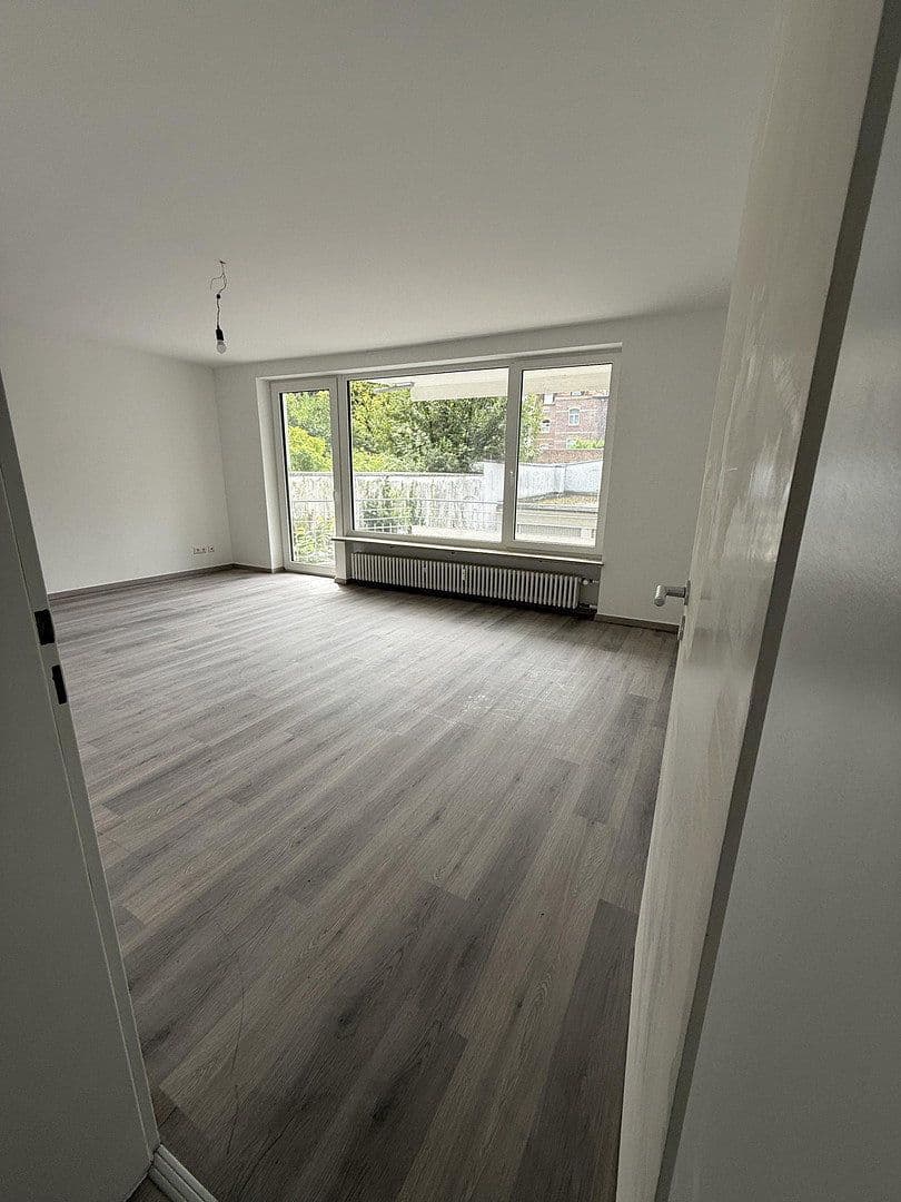 2 bedroom flat to rent, 110 m², Düsseldorf, North Rhine-Westphalia 2 bedroom flat to rent, 110 m², Düsseldorf, North Rhine-Westphalia